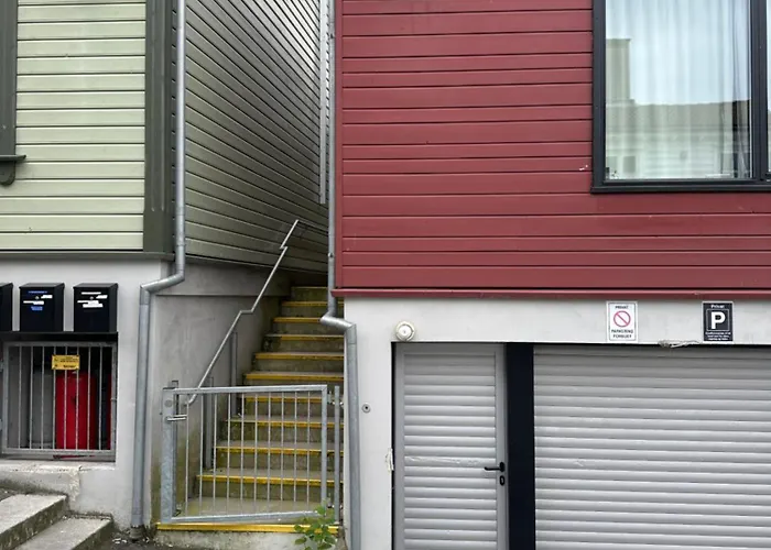 Deluxe 2 Bedroom With View And Underground Garage Apartman *